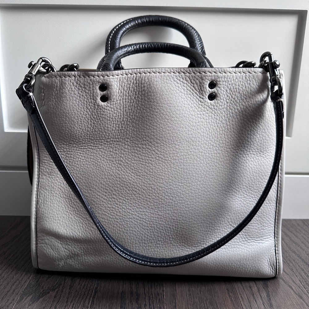 LIMITED EDITION Coach Rogue Bag / 1941 N2 RG-20315/ White with Dark Hardware - Picture 1 of 16